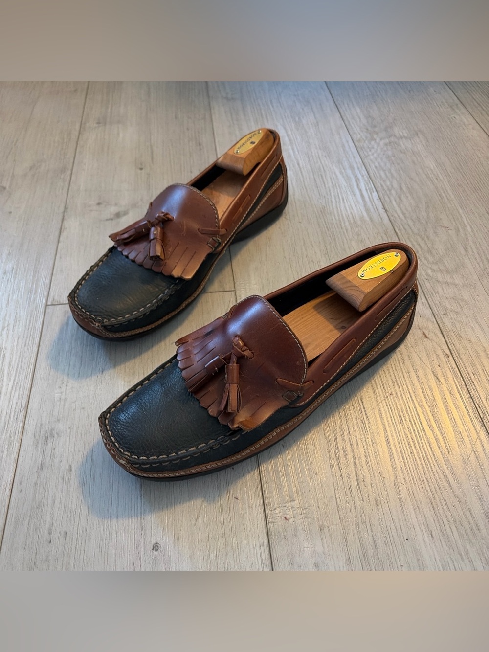 Giorgio Brutini Two-Tone Tassel Loafers in Brown and Black